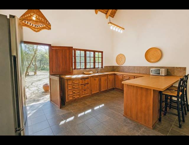 2 BEDROOM HOUSE FOR SALE IN VAALKOP DAM